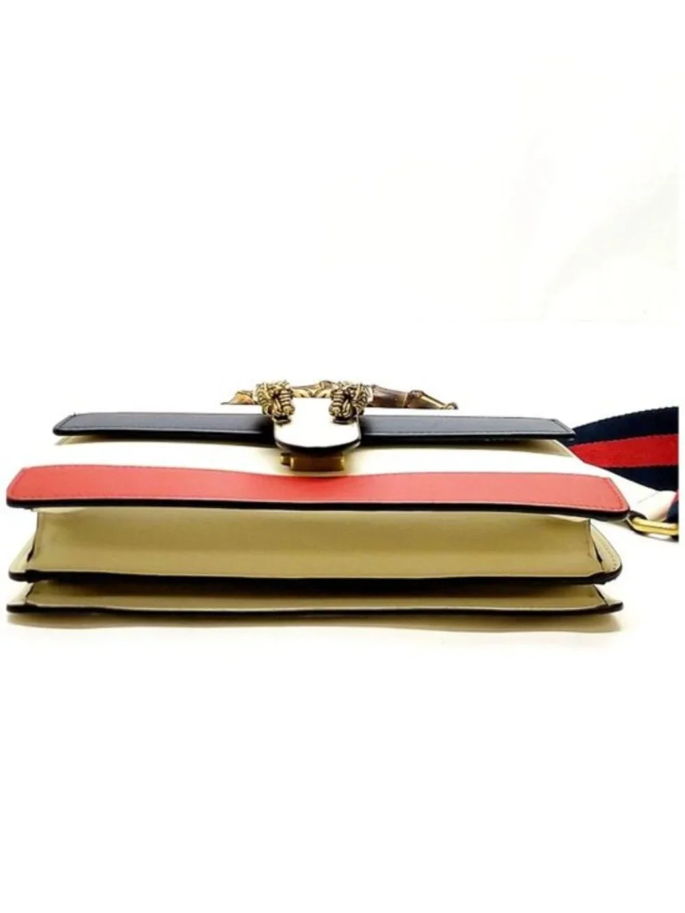 Gucci make statement